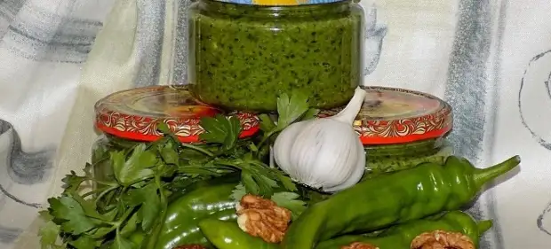 pesto ຈາກສູດ parsley ສໍາລັບລະດູຫນາວ