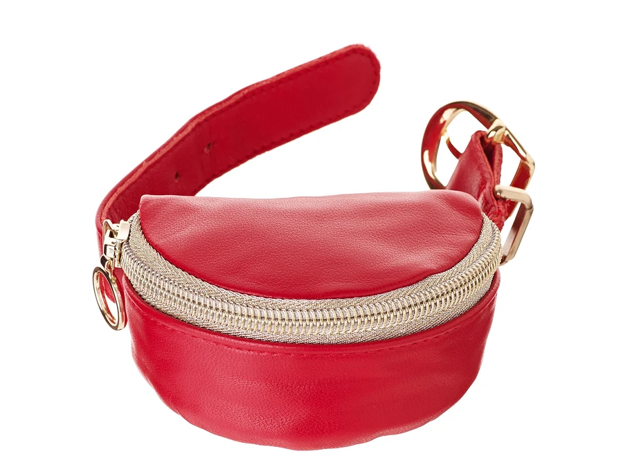 Be trend: Micro-handbag on the wrist