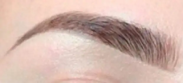 Correction des sourcils Seul: instructions pas à pas