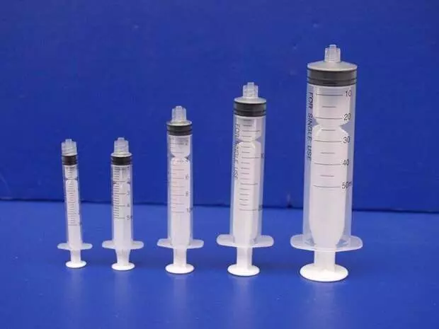 Ẹrọ lati inu syringe ti o wulo ni gbogbo ile