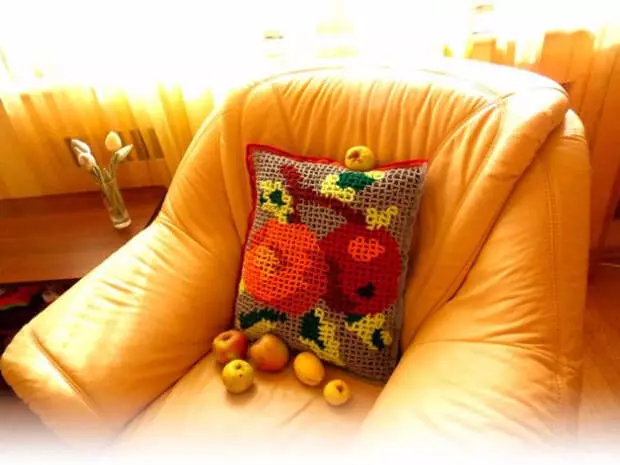 Punto volumétrico: almohada "Manzanas". Clase maestra