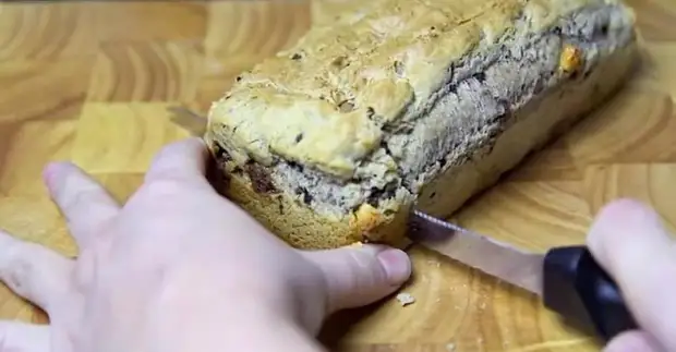 Ela misturou na forma de farinha e sorvete. O resultado terá a ver com qualquer dente doce!