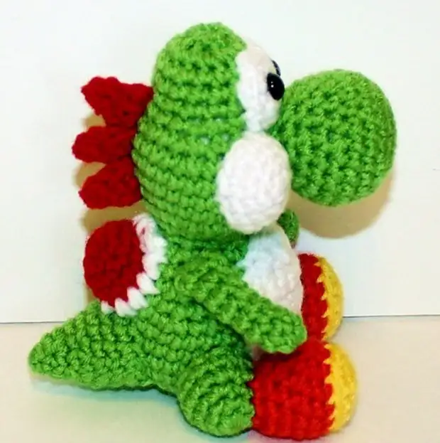 Amigurumi pikeun pamula. Crochet kaulinan sareng skéma sareng déskripsi damel