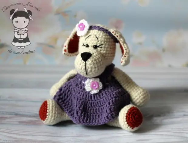 Amigurumi ee bilowga ah. Afka caruusadaha leh ee crochet oo leh qorshayaal iyo sharraxaadda shaqada