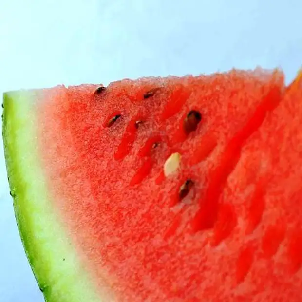 Je! Unapenda watermelons? Nao walidhani kwamba mbegu za watermelon zinasaidia sana?