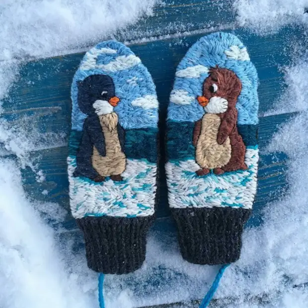 Zoo kawg emboarded wool mittens los ntawm yulia tikhankova