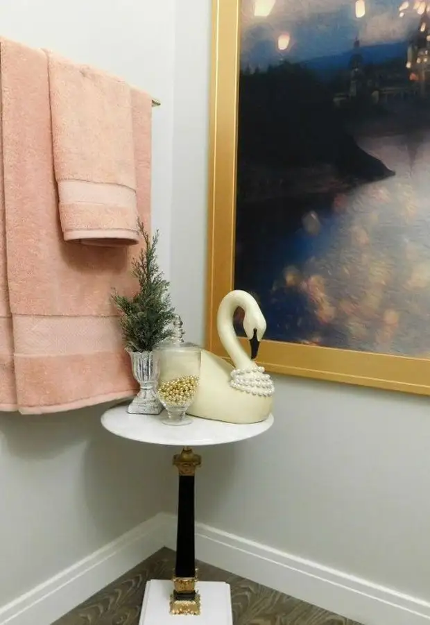 Ungewöhnliches Badezimmer und WC-Dekor