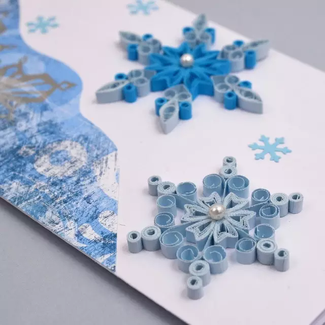 Fiocchi di neve nella tecnica quilling: master class per principianti