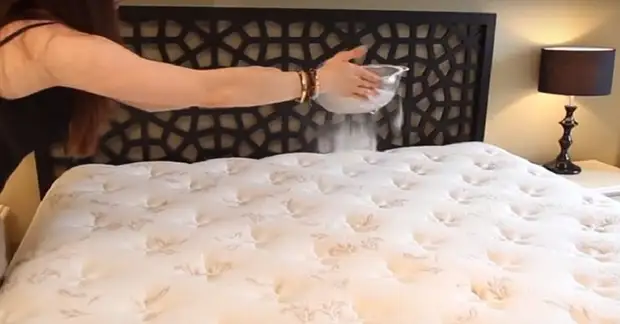 Jak dezinfikovat polštáře a matrace
