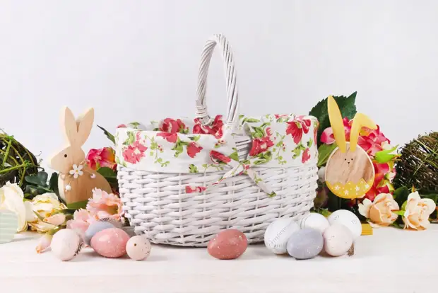 Decor and decorations for Easter with their own hands. Ideas