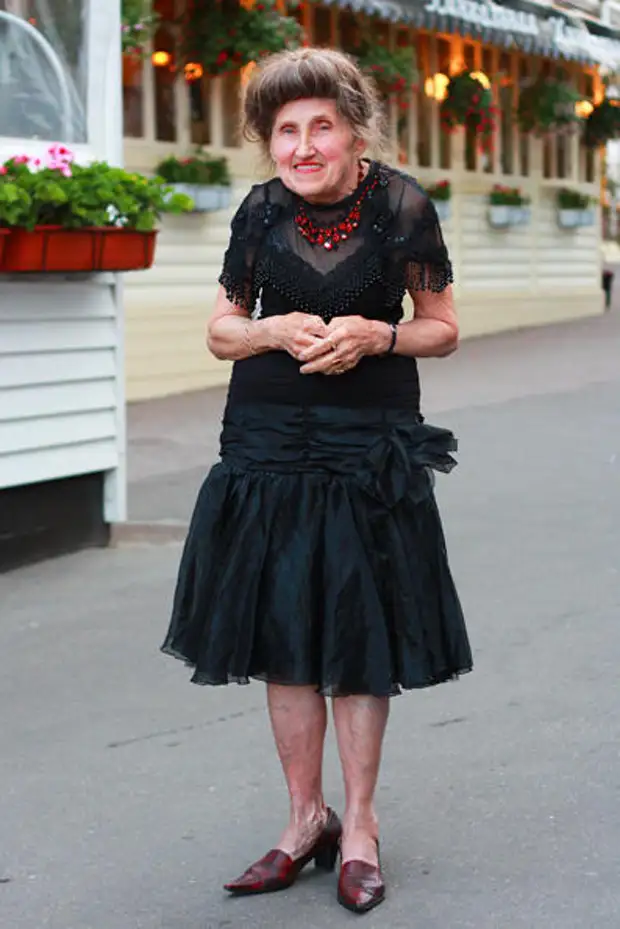 4. Albina Stanislavovna, 70 aastat. Moskva.