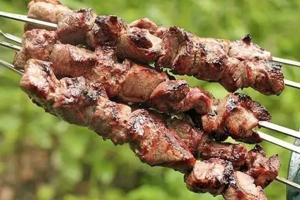 Wah, wah, wah! Turot pirkstus: pārsteidzošs kebab receptes pārtika, sīpoli, maija, gaļa, piknika, recepte, zivis, kebabs