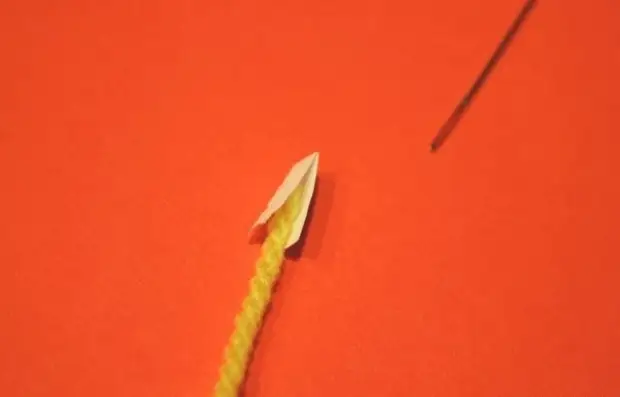 How easy it is to turn a thick thread in the needle