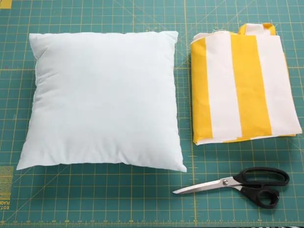 Jekk id-dar hemm ħafna pillowcases mhux mitluba.