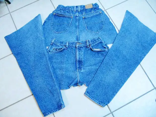 Kedu otu esi esi otu abụọ jeans kwanye apron