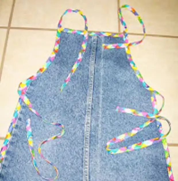 Kedu otu esi esi otu abụọ jeans kwanye apron