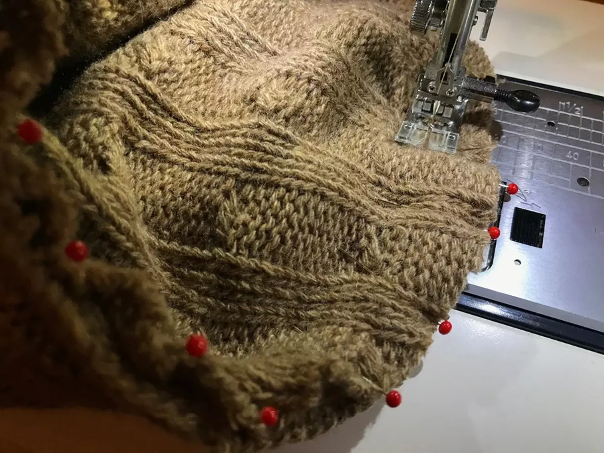 Jak zszyć prosty ciepły sweter na maszynie do szycia
