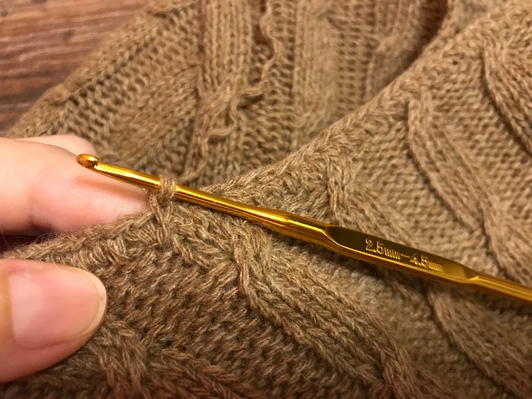 Як зшити простий теплий светр на швейній машинці